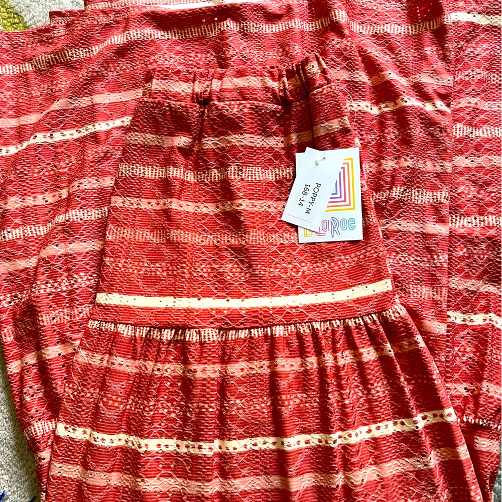 NWT Lularoe poppy skirt size medium